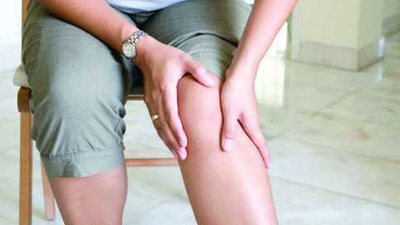 পায়ে পানি আসার সমস্যা? সহজ কিছু সমাধান