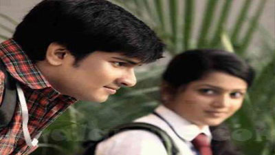 প্রথম চাহনিতেই ছেলেদের যে ১০ বিষয় বুঝে নেয় মেয়েরা