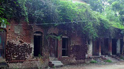 নওগাঁর শৈলগাছীর ঐতিহ্যবাহী জমিদার বাড়ি