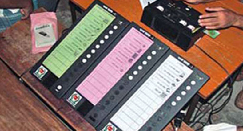 বিদায় বেলায় ইভিএম নিয়ে তৎপর ইসি
