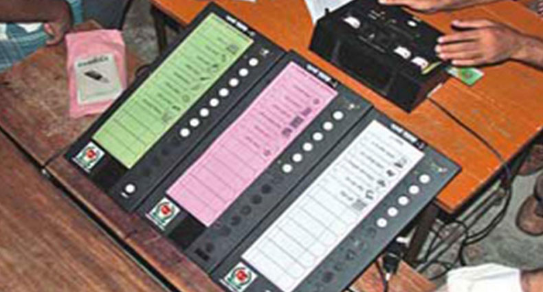 বিদায় বেলায় ইভিএম নিয়ে তৎপর ইসি