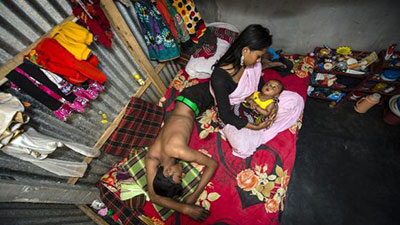 বাংলাদেশের যে যৌনকর্মীর ছবি করেছে বিশ্বজয়