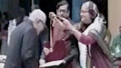 ১৭ বিশিষ্ট ব্যক্তি পেলেন একুশে পদক