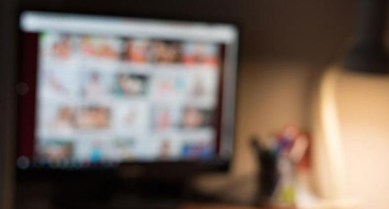 ইসলামিক টিভি চ্যানেলে পর্ন ভিডিও প্রচার!