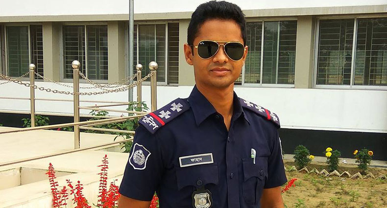 সৎ থাকার কোনো লজিক আমি দেখিনি