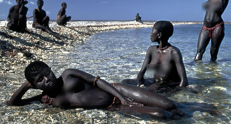 Lezbiyenlar haqida eng aniq filmlar Shoxli uy bekalarining fotosuratlari