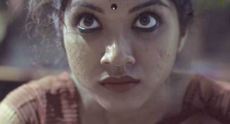 গায়ে হাত দিতেই গর্জে উঠল যৌনকর্মী!