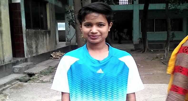 কলসিন্দুরের কিশোরী ফুটবলার সাবিনা আর নেই