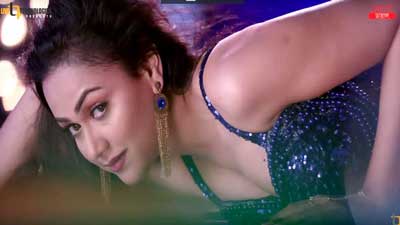 Орыс порно жұлдызы Настя Ариэльмен топтық секс