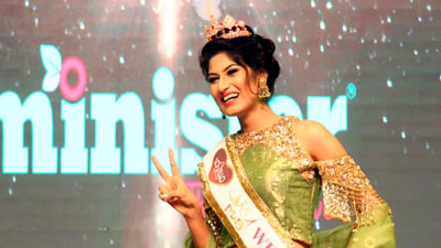 চলচ্চিত্রে মুখিয়ে এভ্রিল!