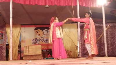 গ্রাম বাংলার মানুষের বিনোদনের মুলেই ছিলো যাত্রাপালা