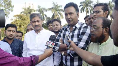 সরকার নমনীয়, সোহরাওয়ার্দী পেল বিএনপি