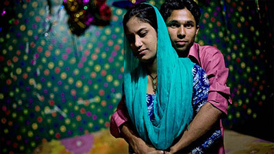 নারীদের যেসব ছলনার ফাঁদে পা বাড়ায় পুরুষ