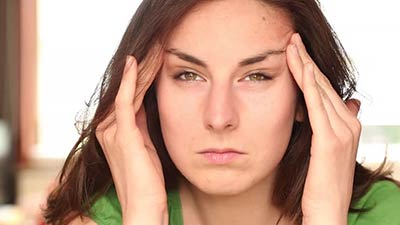 মাথা ব্যথা! ওষুধ নয় কমবে যৌনমিলনে!