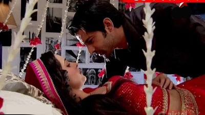 স্বামীর কাছে যেসব কথা কখনও বলবেন না