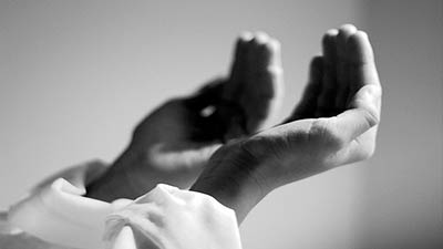 যখনই নামাজ পড়বেন, এই দোয়া করবেন