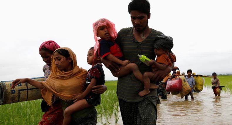 বাংলাদেশ আমাদের আশ্রয় না দিলে যেন মেরে ফেলে