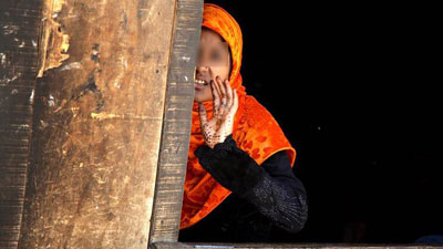 প্রাণ রক্ষায় ‘ওরাল সেক্সে’ বাধ্য হলো রোহিঙ্গা তরুণী