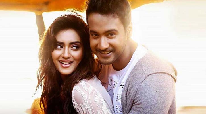 অন্তরঙ্গ সময় কাটাচ্ছেন নুসরাত-যশ!