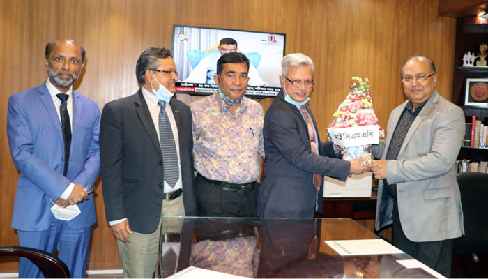 বিএসইসি চেয়ারম্যানের সঙ্গে আইসিএমএবি প্রতিনিধিদলের সাক্ষাৎ