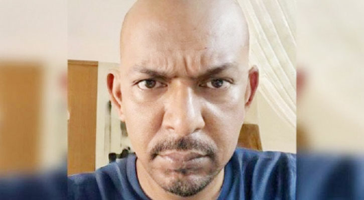 নতুন লুকে চঞ্চল চৌধুরী