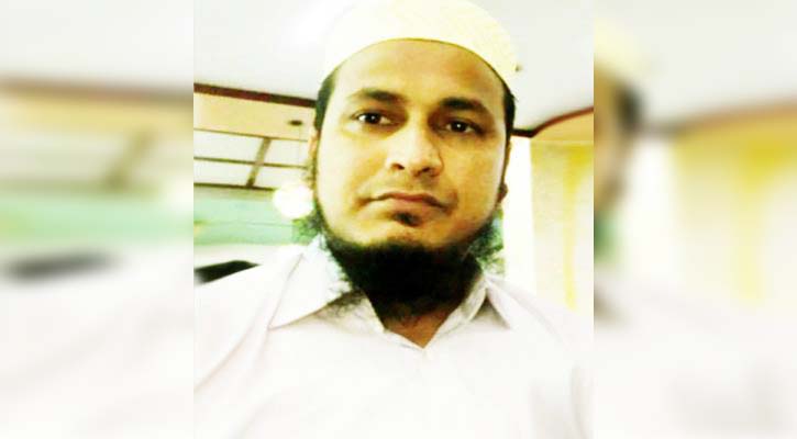 ১০০ টাকা কম দেওয়ায় ফি ছুঁড়ে মারলেন রোগীর মুখে