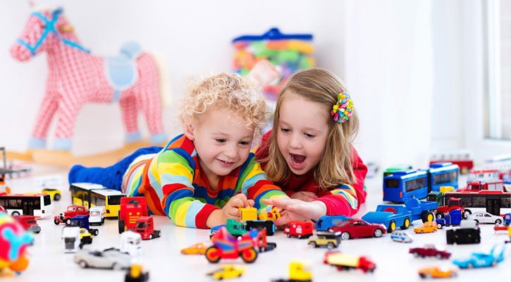 কোন বয়সে কেমন খেলনা