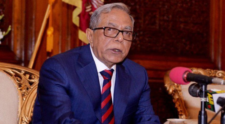 চিকিৎসা জনগণের অন্যতম মৌলিক অধিকার : রাষ্ট্রপতি