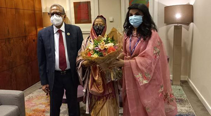 বার্লিন থেকে লন্ডনে পৌঁছেছেন রাষ্ট্রপতি