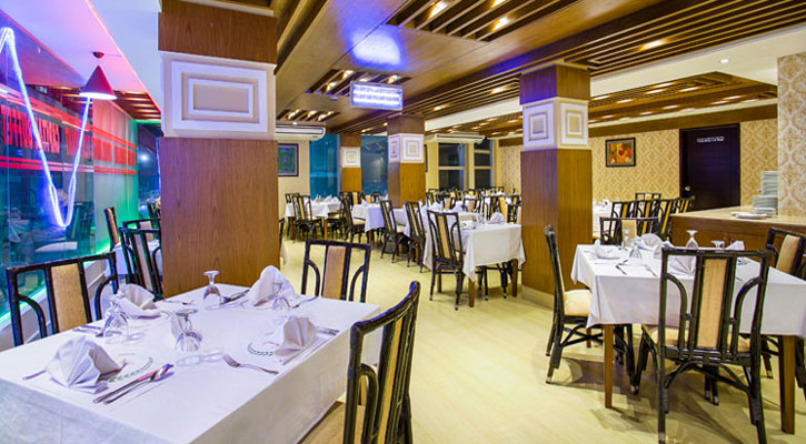 ধুঁকছে রেস্তোরাঁ ব্যবসা