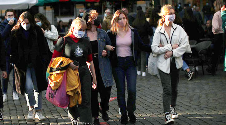 বিশ্বব্যাপী বাড়ছে করোনার প্রকোপ, মৃত্যু ১২ লাখ ছাড়াল