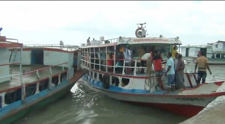 বাংলাবাজার-শিমুলিয়া রুটে লঞ্চ চলাচল বন্ধ