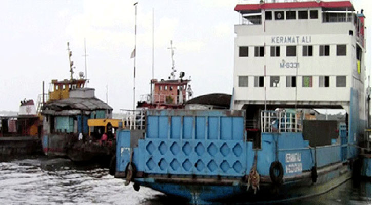 শিমুলিয়া-বাংলাবাজার নৌরুটে ফেরি চলাচল শুরু