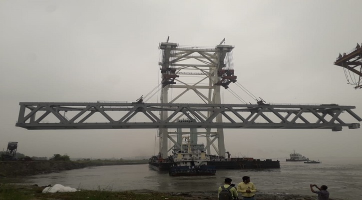 বসলো পদ্মাসেতুর ৩৮তম স্প্যান
