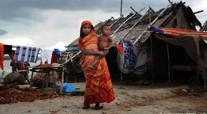 দুর্যোগে বেশি ক্ষতিগ্রস্ত নারী