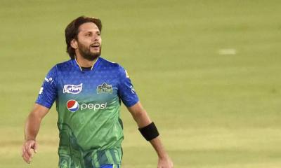 টি-টোয়েন্টি বিশ্বকাপে শোয়েব মালিককে চান আফ্রিদি