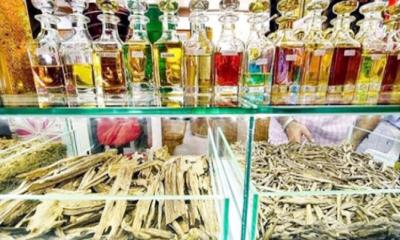 সৌরভ নেই আগর-আতর ব্যবসায়