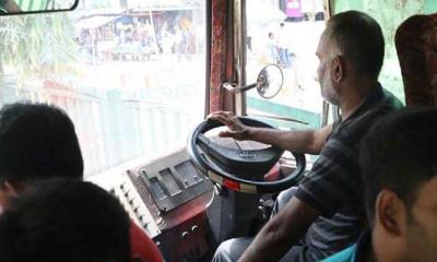 মানবেতর দিন কাটছে গণপরিবহন শ্রমিকদের