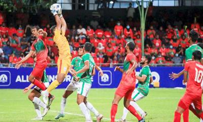 ১৮ বছরের আক্ষেপ ঘুচাতে পারলো না বাংলাদেশ