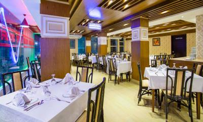 ধুঁকছে রেস্তোরাঁ ব্যবসা