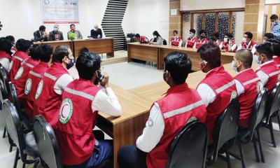 টিকাদান কর্মসূচি বাস্তবায়নে কাজ করছে ১৫ হাজার স্বেচ্ছাসেবক