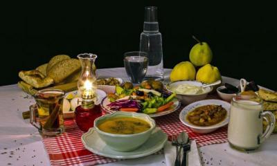 ইফতারে যা খাবেন