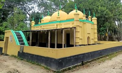 কালের সাক্ষী মিয়াবাড়ী জামে মসজিদ