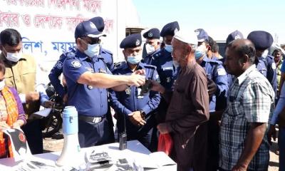 করোনার দ্বিতীয় দাপে পুলিশের আগাম সচেতনতা