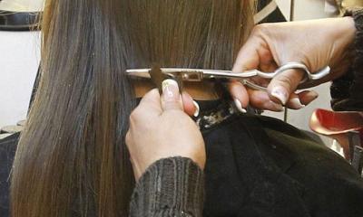 চুল ভুল কাটায় ২ কোটি জরিমানা