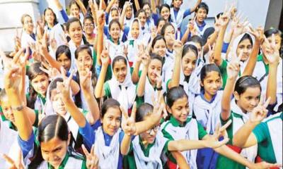 ২ ঘন্টার মধ্যে শিক্ষা অফিসারদের কাছে শিক্ষার্থীদের তথ্য দিতে হবে