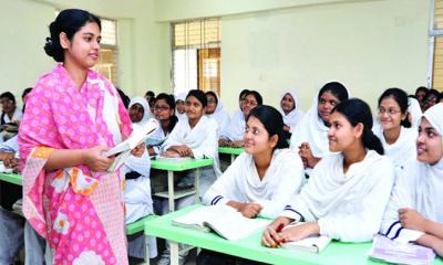 যে কারণে আটকে আছে শিক্ষক-কর্মচারীদের অনুদানের টাকা