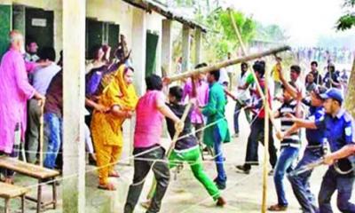 নির্বাচনে বাড়ছে সহিংসতা