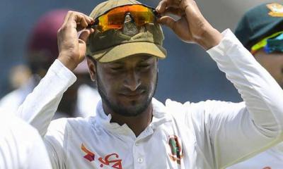 ঢাকা টেস্টে থাকছেন না সাকিব