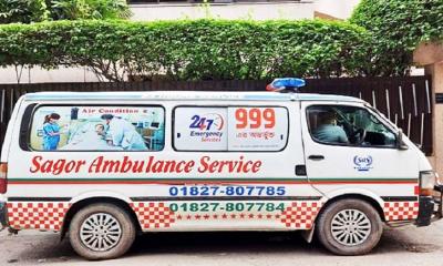 চোরাই মাইক্রোবাস হয়ে গেলো অ্যাম্বুলেন্স!